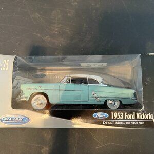 1/25 Welly, 1953 Ford Victoria, NIB